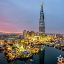 Seokchon Lake