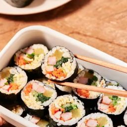 ライブ前のパワーチャージ💪 キンパを会場近くで食べるなら？