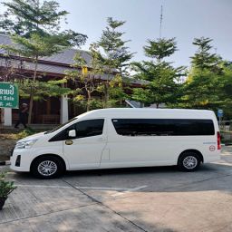 라오스 방비엥에서 비엔티안 프라이빗 차량서비스 비엔티엔 픽업