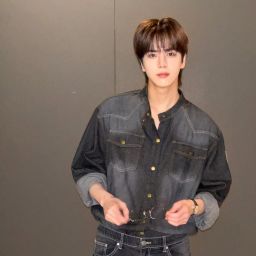 “英勋” 生日咖啡厅🎂 Thumbnail