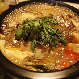 산비탈 손두부