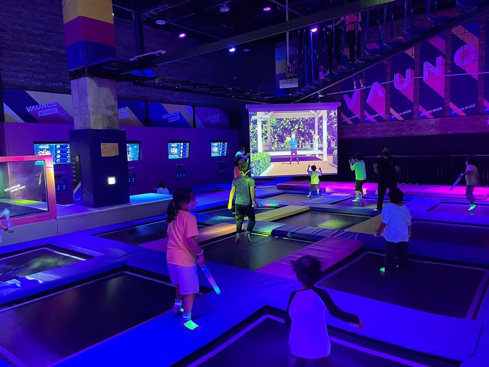 VAUNCE SUPER PARK Jeju 真實彈床活動區