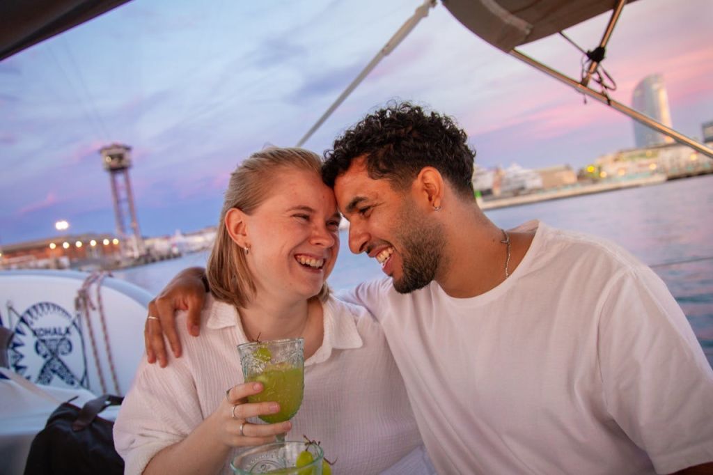 로맨틱한 일몰 감상