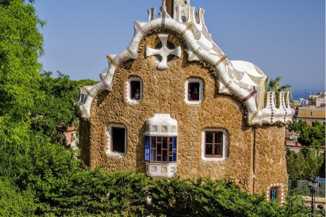 구엘 공원: 전용 가이드 투어 (우선 입장)