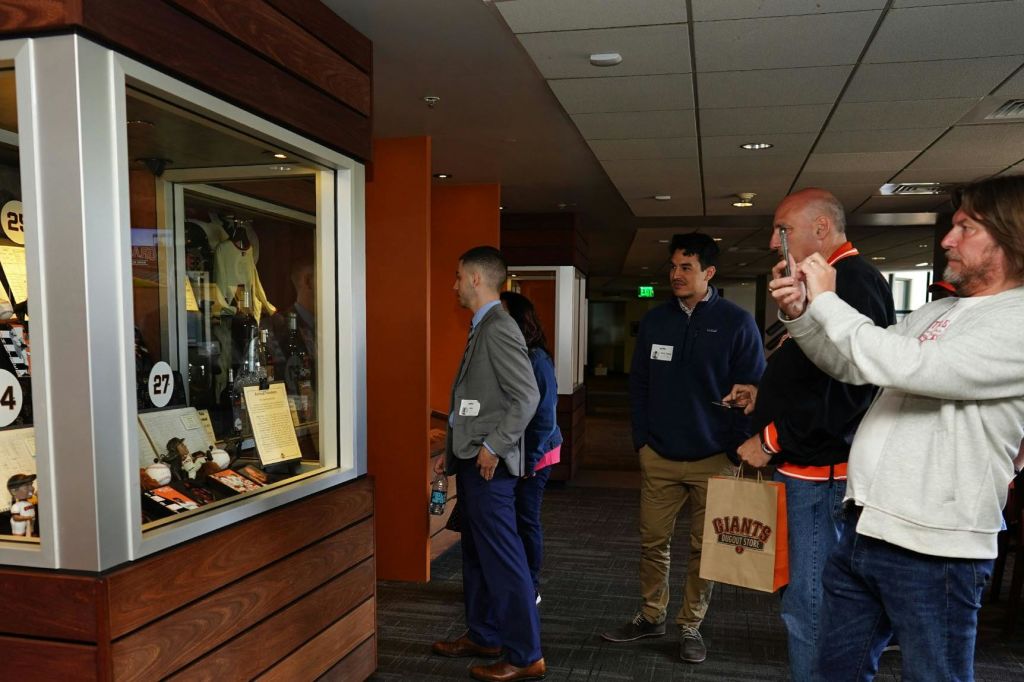 클럽 레벨 기념품 케이스