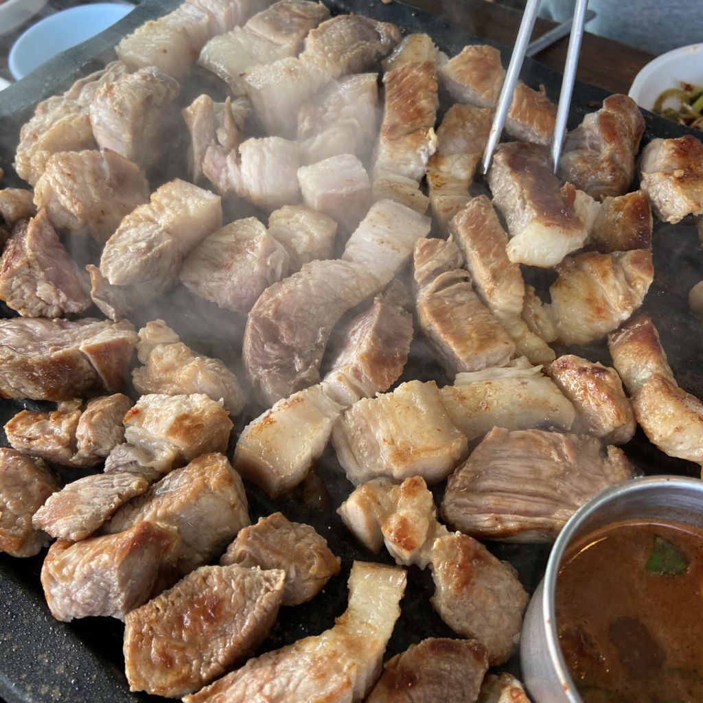 흑돈 플러스