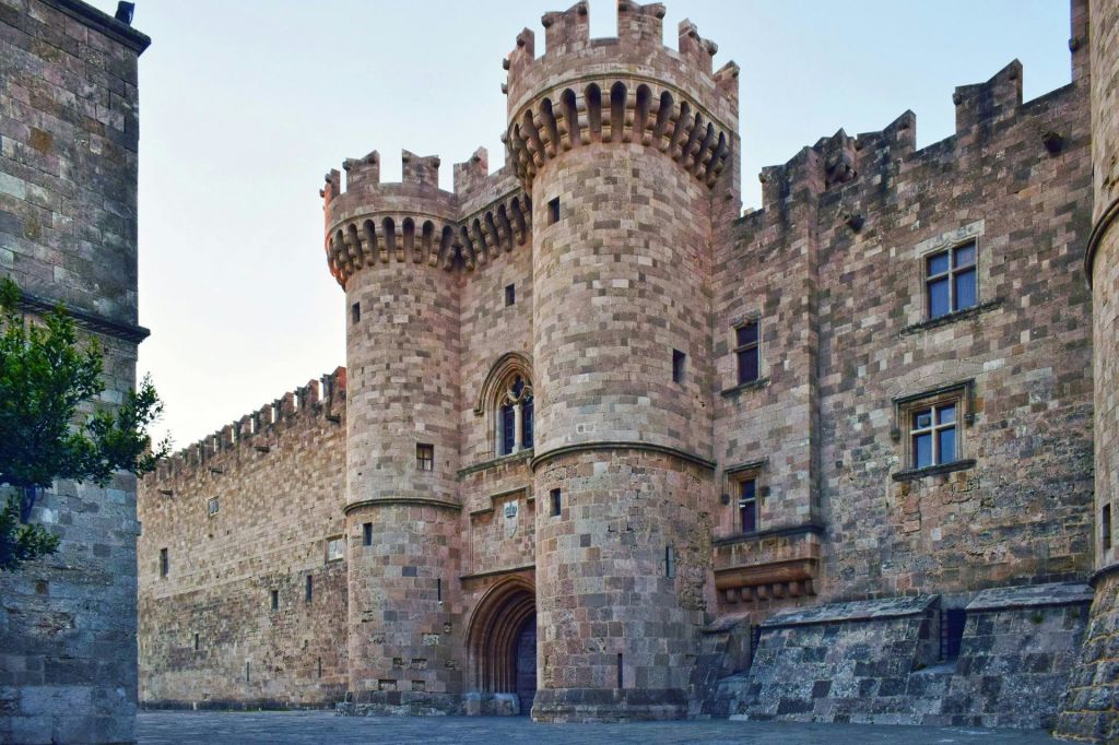 그랜드 마스터 궁전 입구