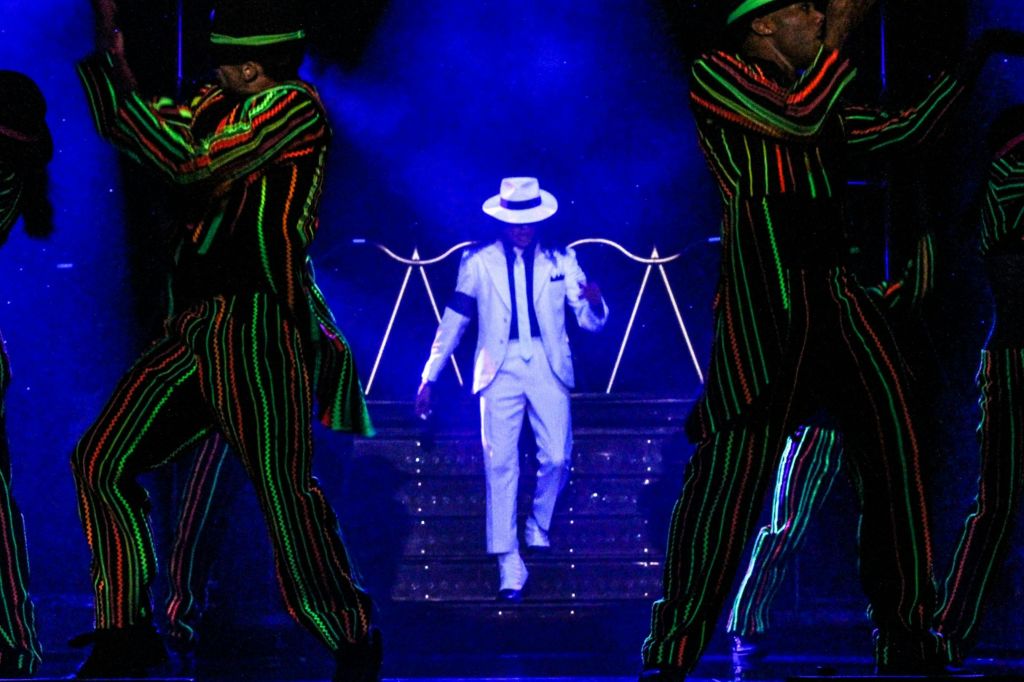 MJ Live