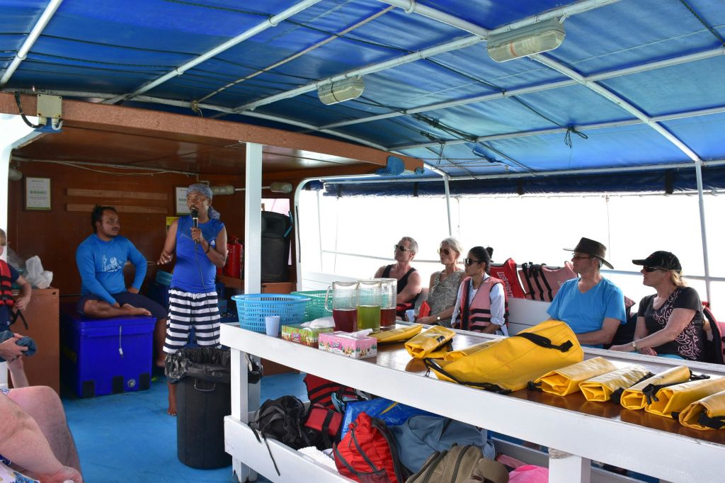 자연과 지질 현장에 대한 자세한 브리핑 받기