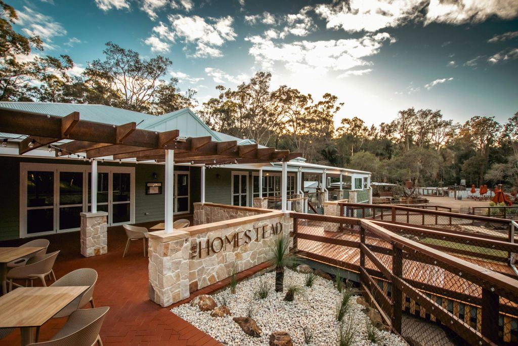 더 홈스테드 (The Homestead) 는 럭셔리 이벤트 및 식사 장소입니다.
