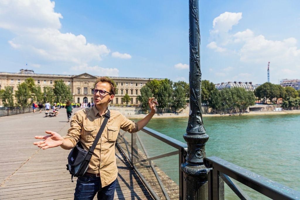 가이드와 함께하는 파리 도보 투어 + 바빌론 투어