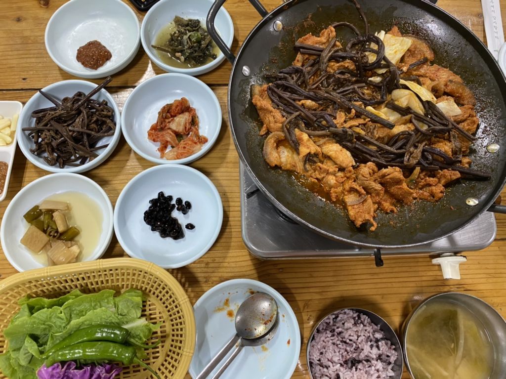 복돼지 식당
