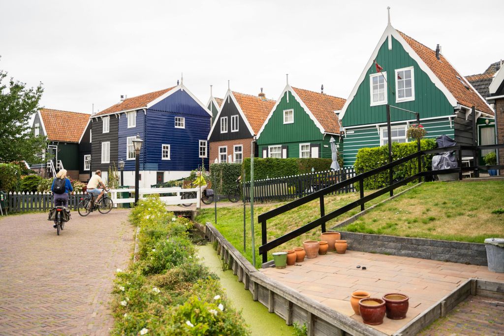Marken