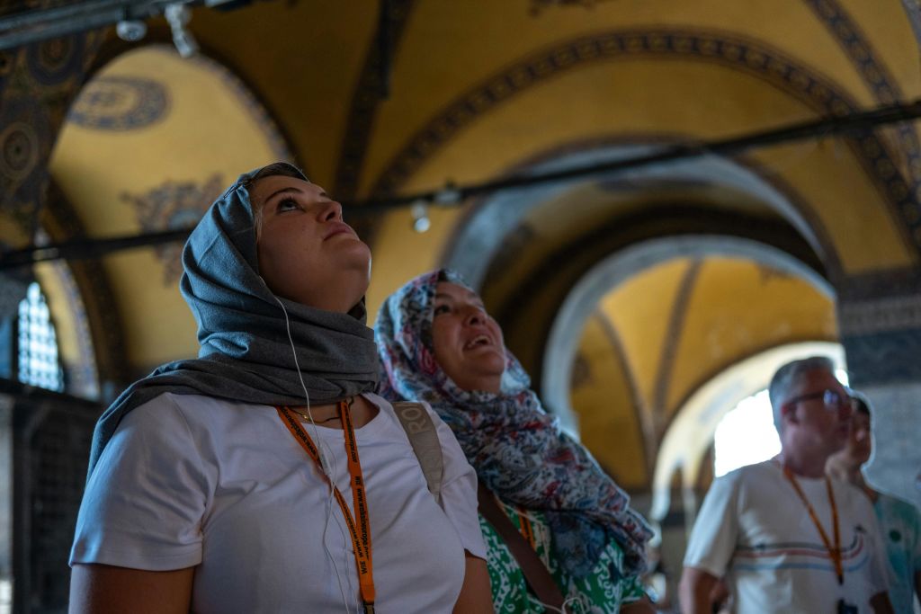 소규모 그룹으로 더욱 쉽게 투어를 즐길 수 있습니다.