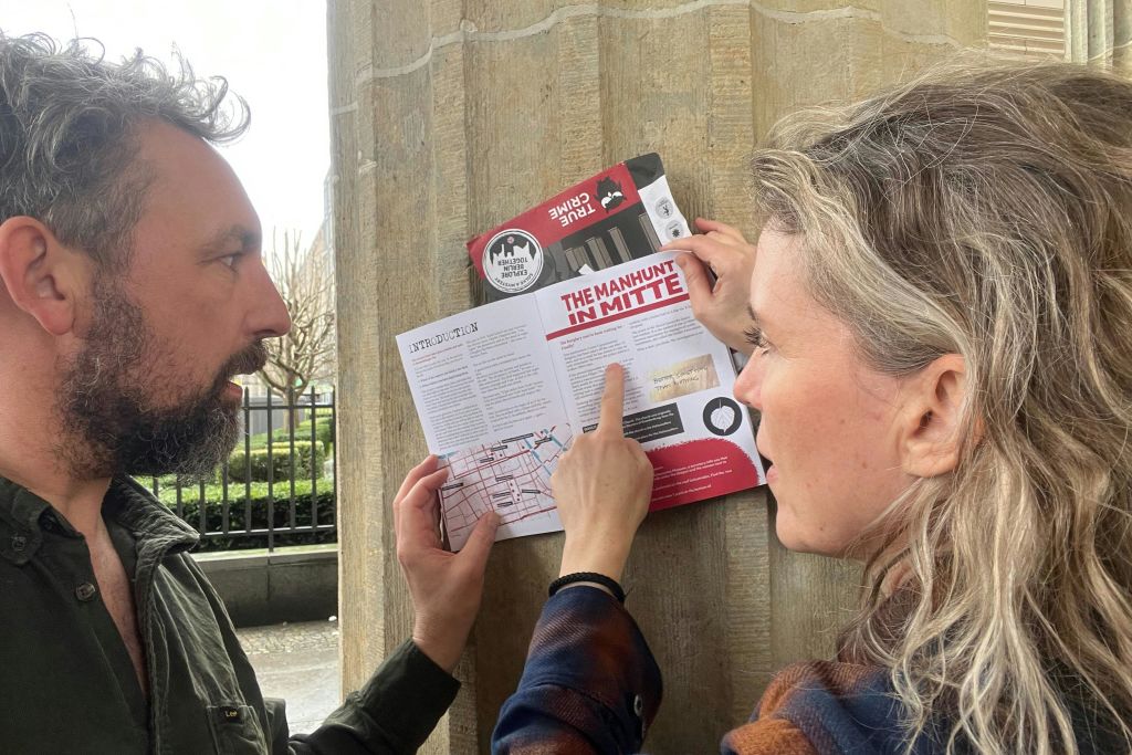 브란덴부르크 문 아래 수수께끼를 푸는 방법