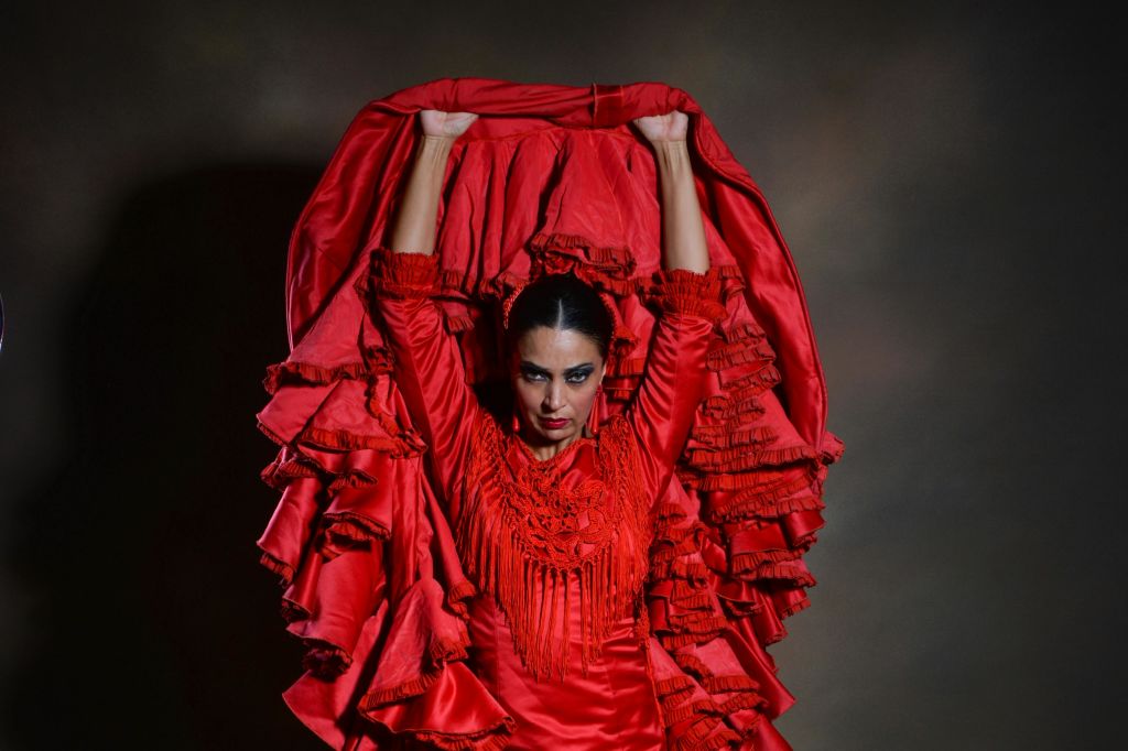 공급업체의 브랜드 이미지: 댄서 우르술라 모레노 (Úrsula Moreno)