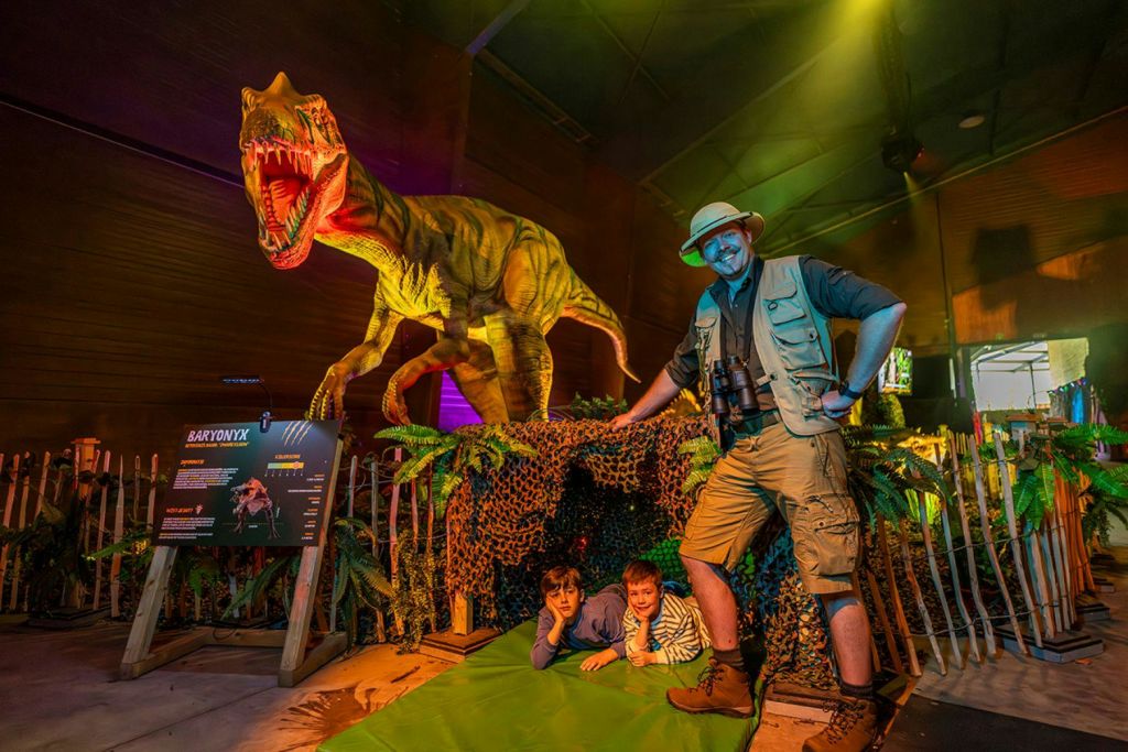 Dino bobbejaanland