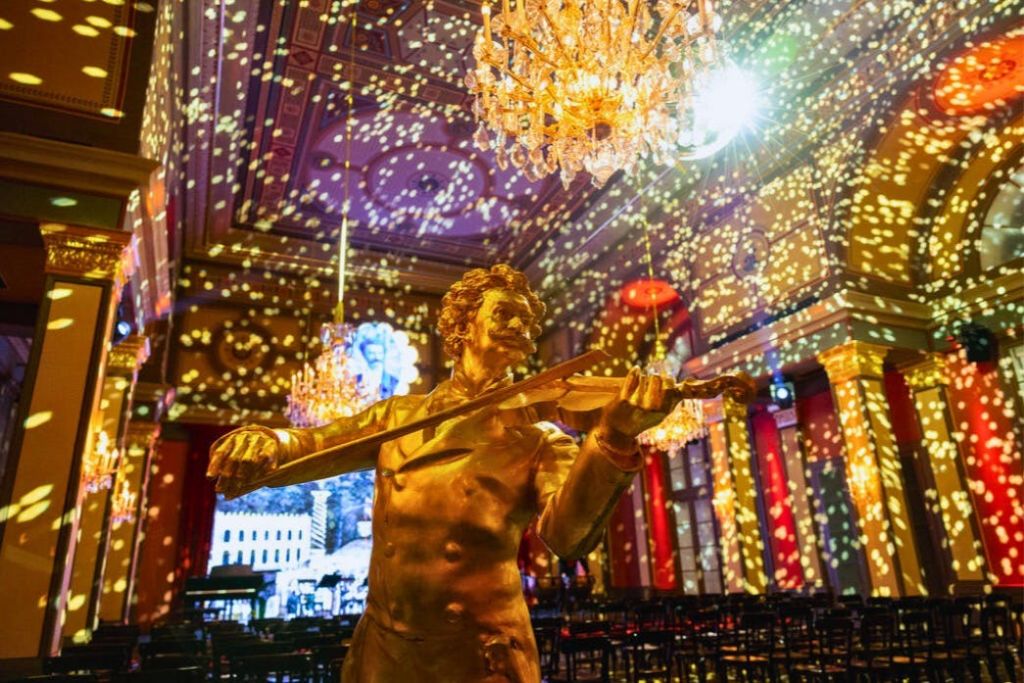 스트라우스의 집에서 즐기는 라이브 콘서트