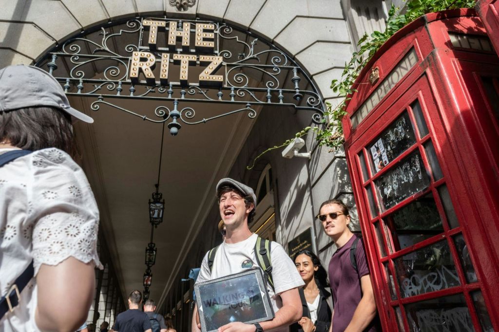 유서 깊은 런던을 만나보세요!