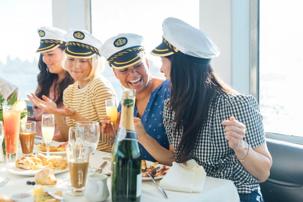 뉴욕 시그니처 브런치 크루즈