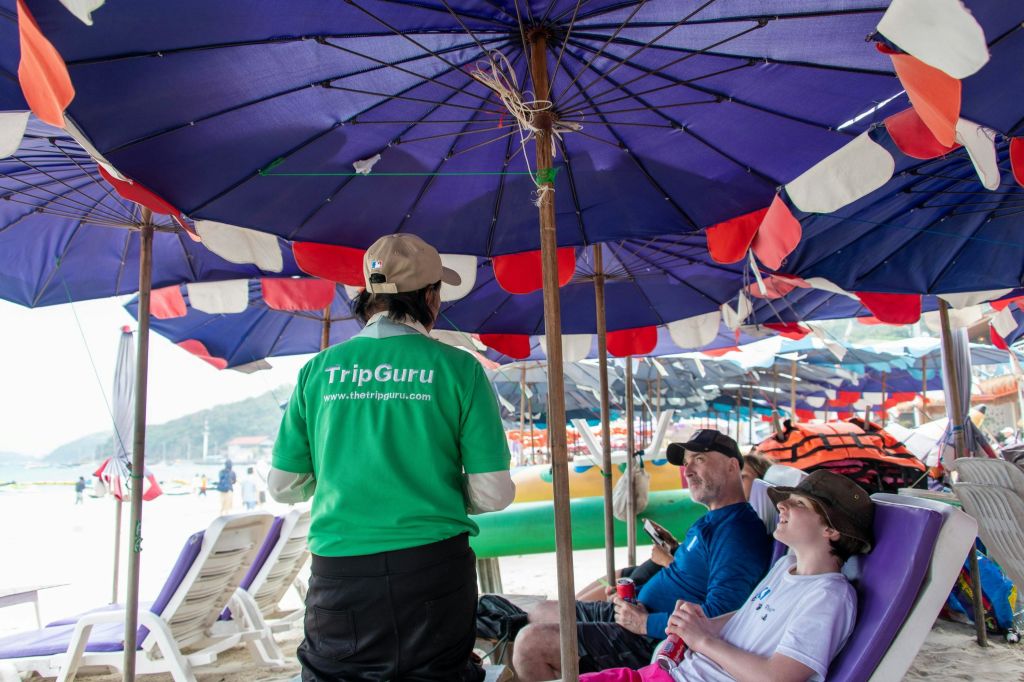 공급업체는 낙원에서 4시간 동안 휴식을 취할 수 있습니다.