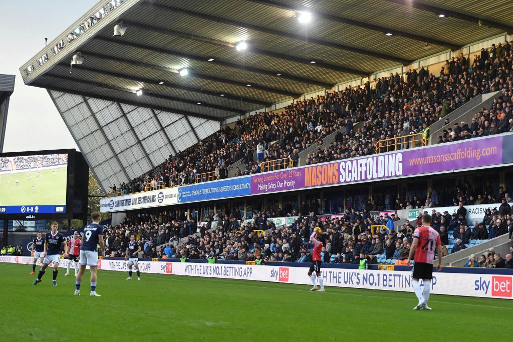 Grandstand in the Den