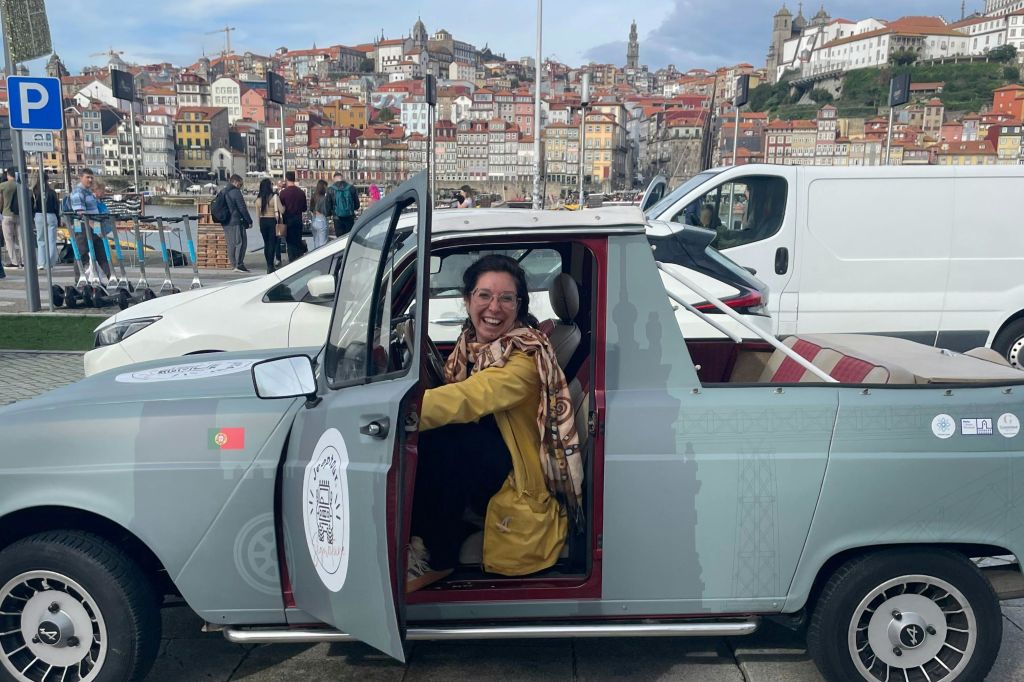 Cais de Gaia. 빈티지 차량 옵션, 최대 4인