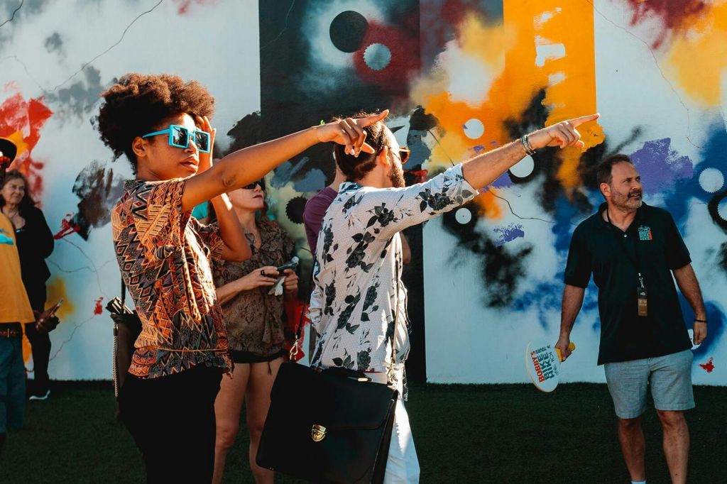 윈우드 월스 거리 벽화 & 동네 도보 투어