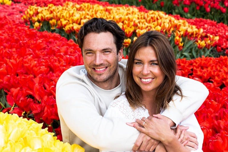 튤립밭 부부