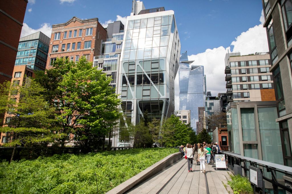 하이라인 따라 걷기