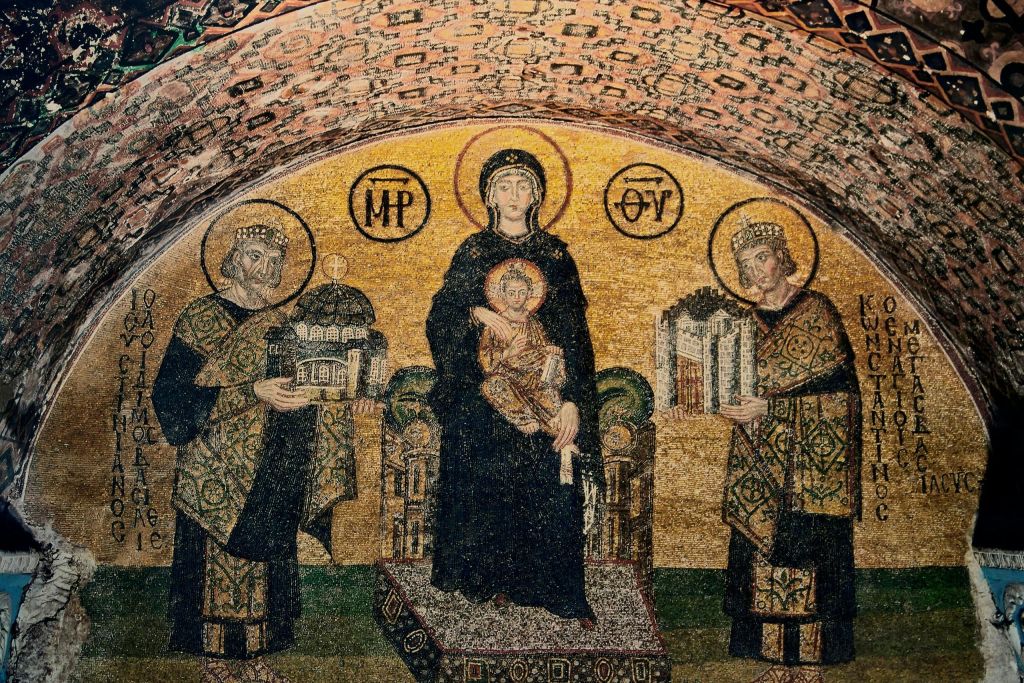 성 소피아 성당 외부 가이드 투어