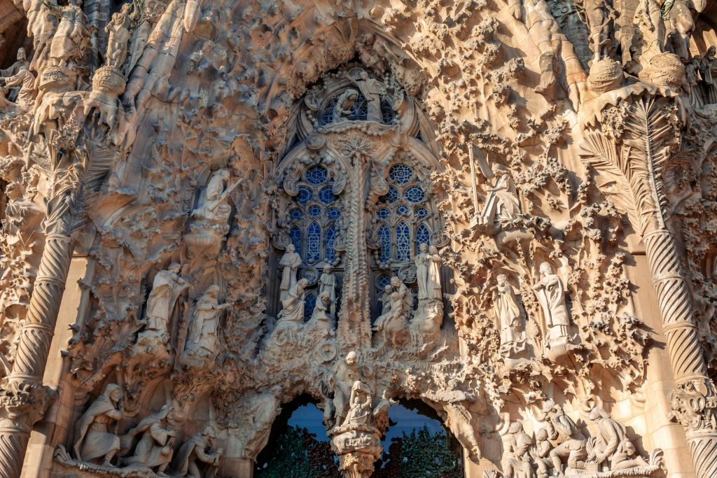 가우디 투어: 카사 바트요, 구엘 공원, 사그라다 파밀리아 연장