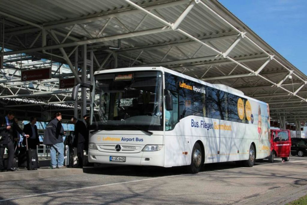 Lufthansa Express Bus
