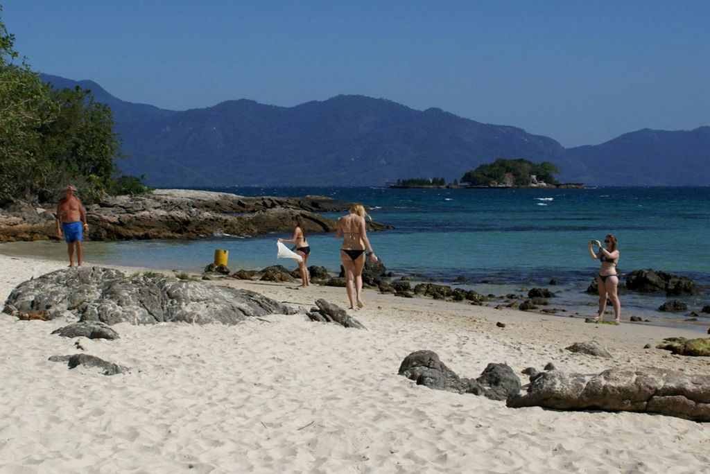 앙그라두스헤이스 & 일랴그란지