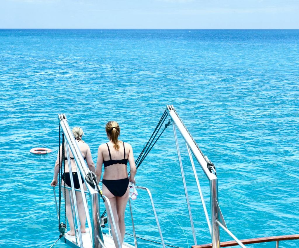 코랄레호 부두에 정박한 마조레로 선박