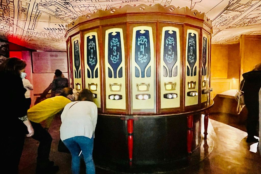 오스카 쉰들러의 에나멜 공장