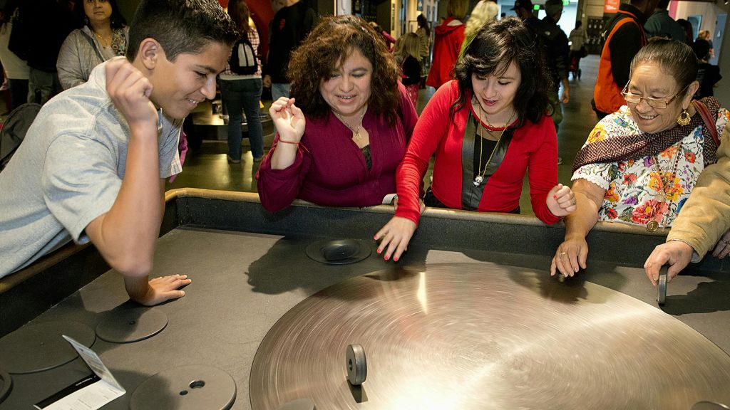 익스플로러토리움