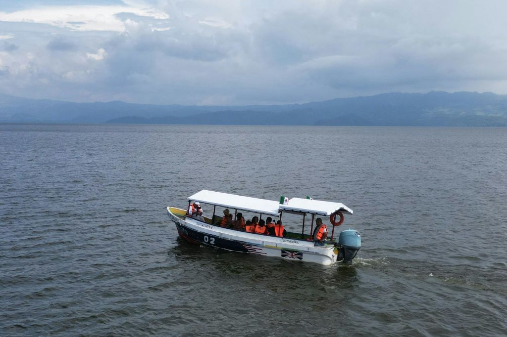 카테마코 석호 투어