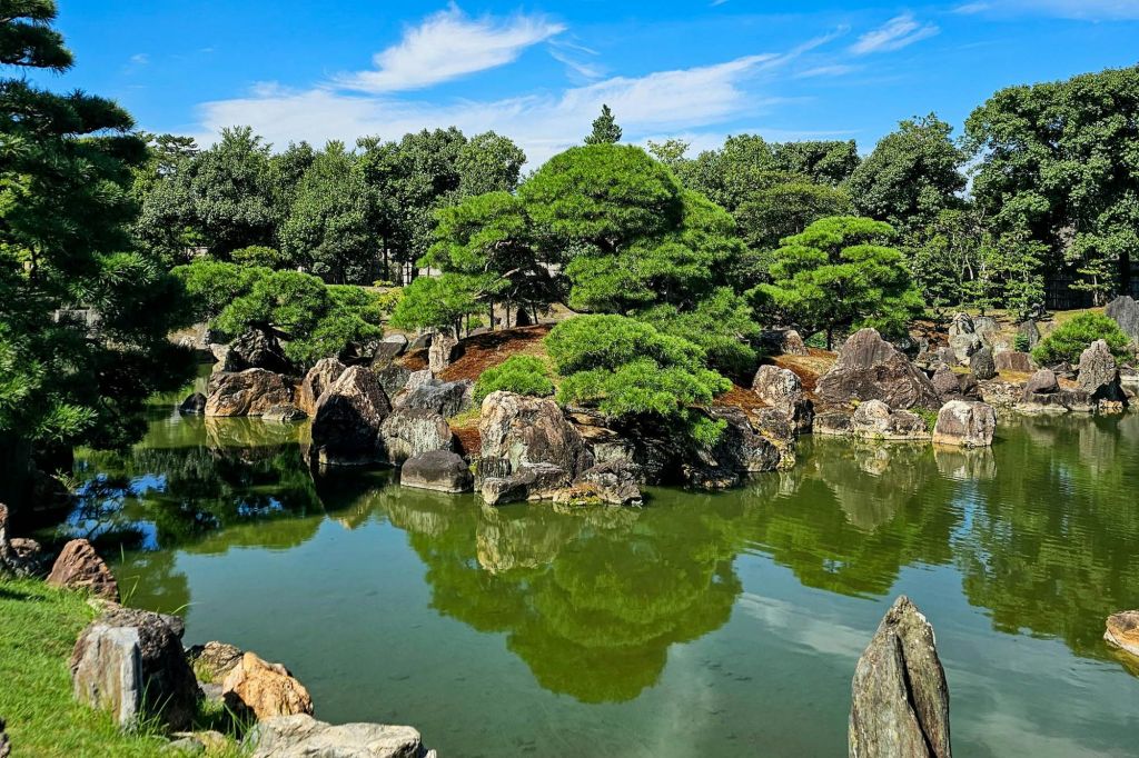 니노마루 고텐 궁전과 정원