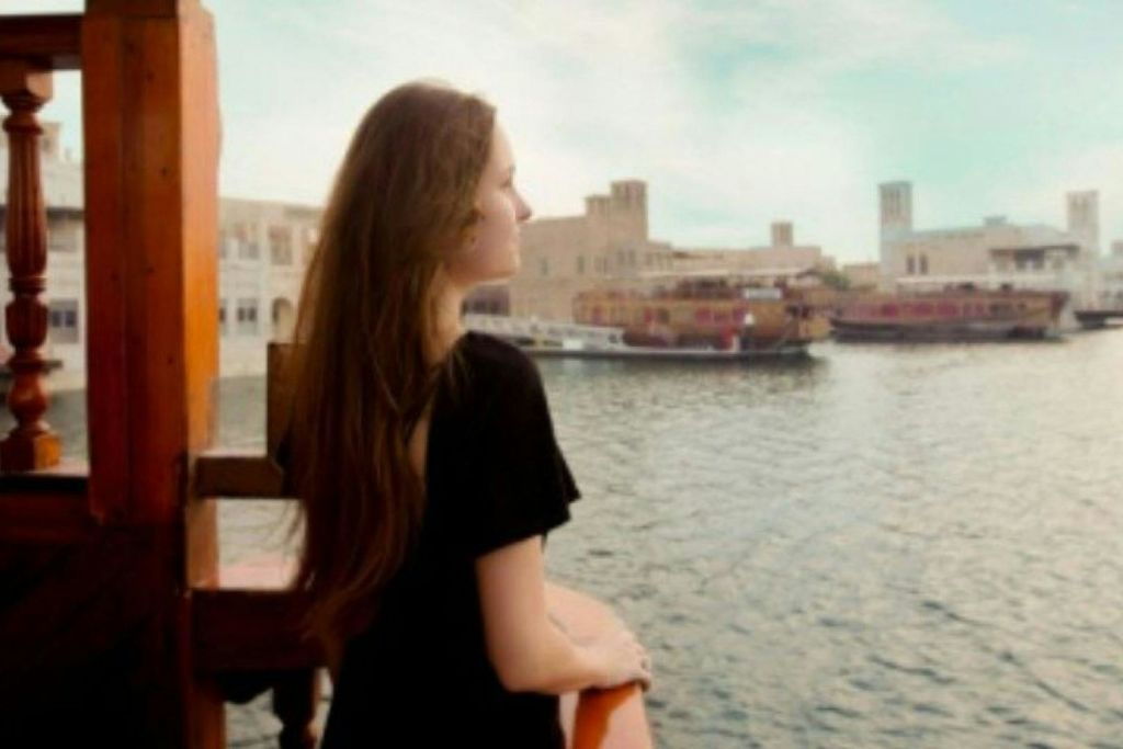 크리크 관광 크루즈 투어 (갓 구운 피자와 음료 무제한 제공)