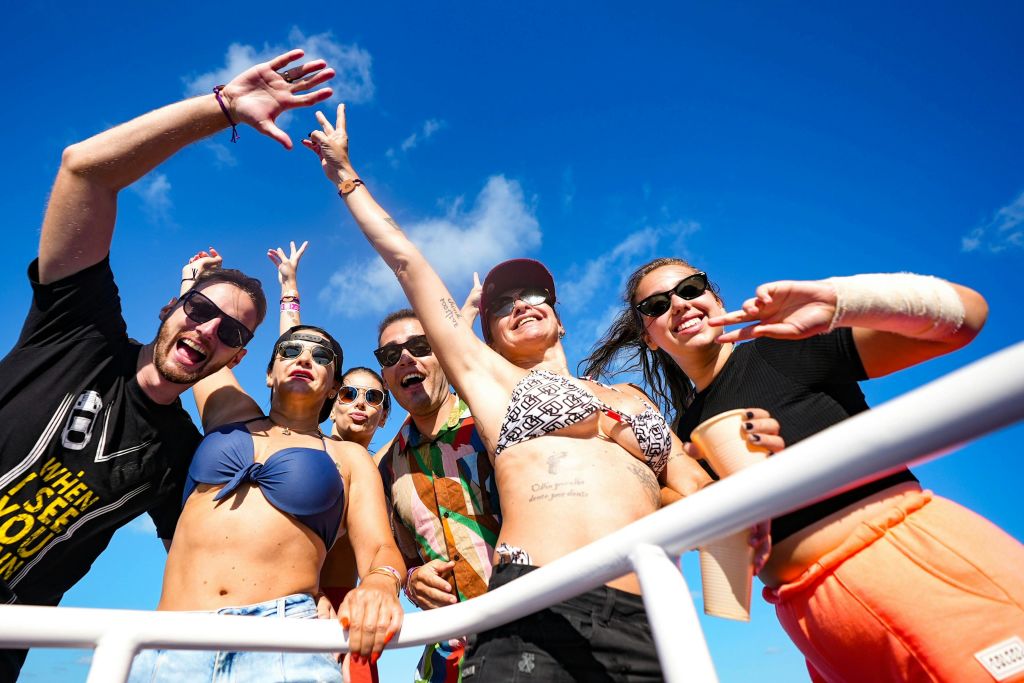 카타마란에서 이슬라 무헤레스까지