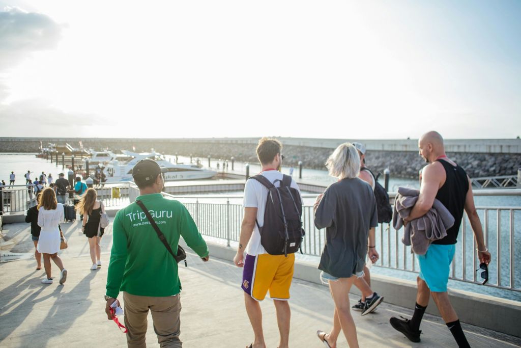 열대 태양을 사랑하는 모든 영혼을 부르며 – 누사 페니다가 기다리고 있습니다!