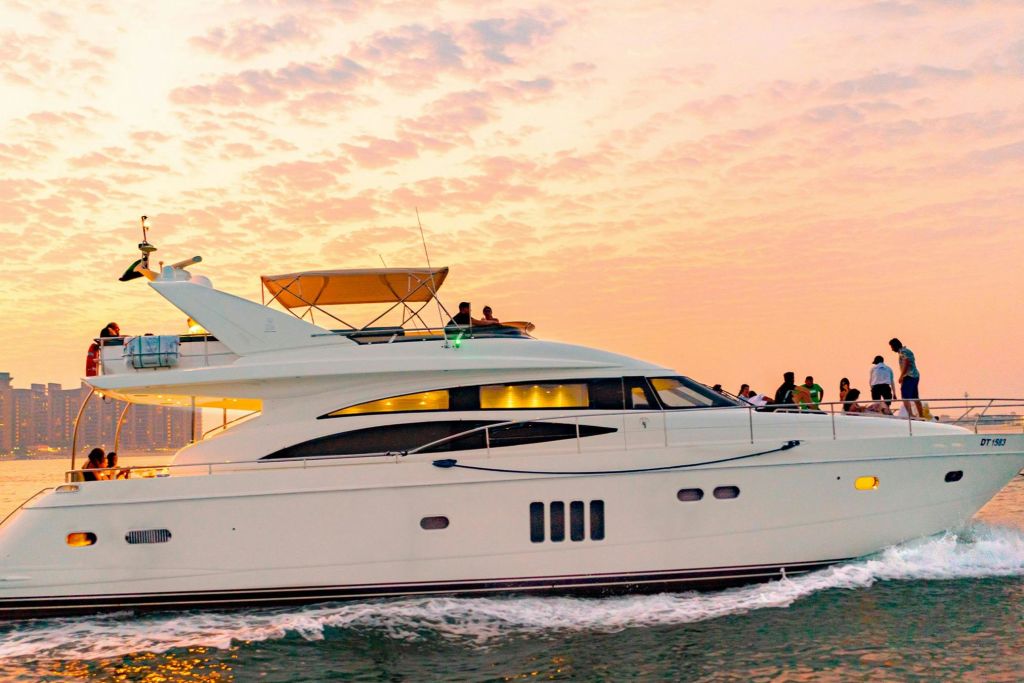 요트에서 즐기는 파티