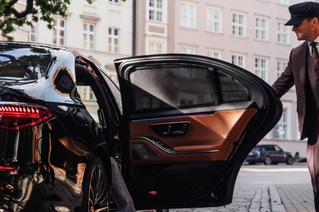 스트레스를 받지 마세요. 누군가 당신을 기다리고 있습니다!