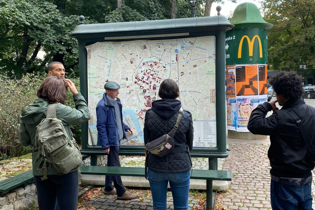 크라코프, 비슬나 도보 투어 4