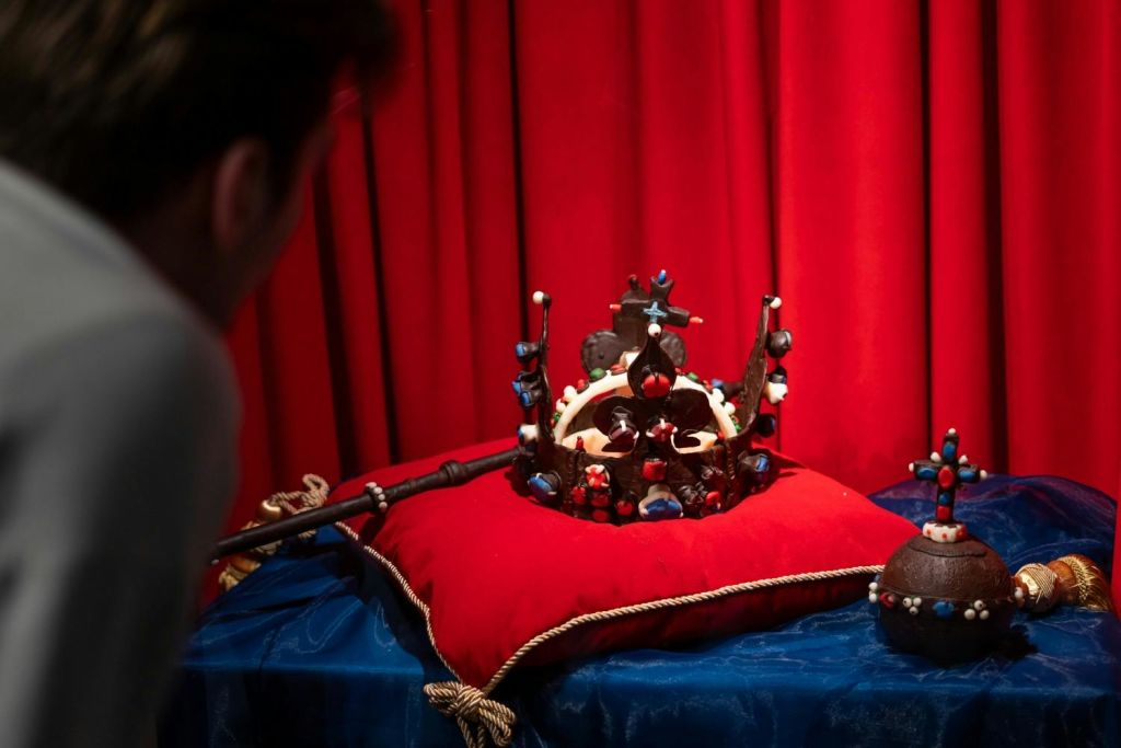 초콜릿으로 만든 체코 왕관 보석