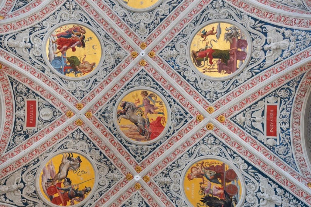 팔라초 델레 파페세 장식 디테일