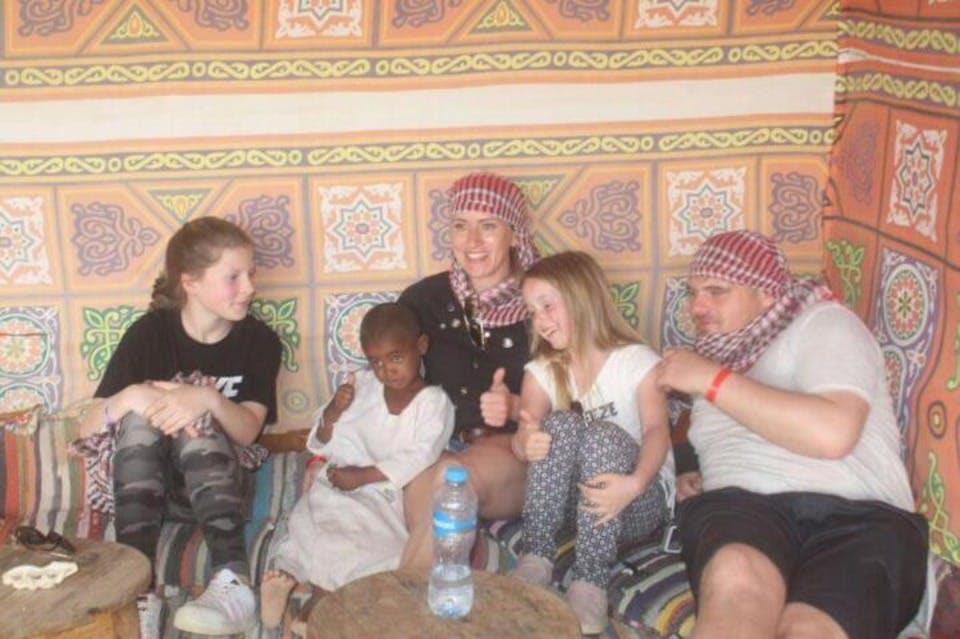 사막 텐트 홍해