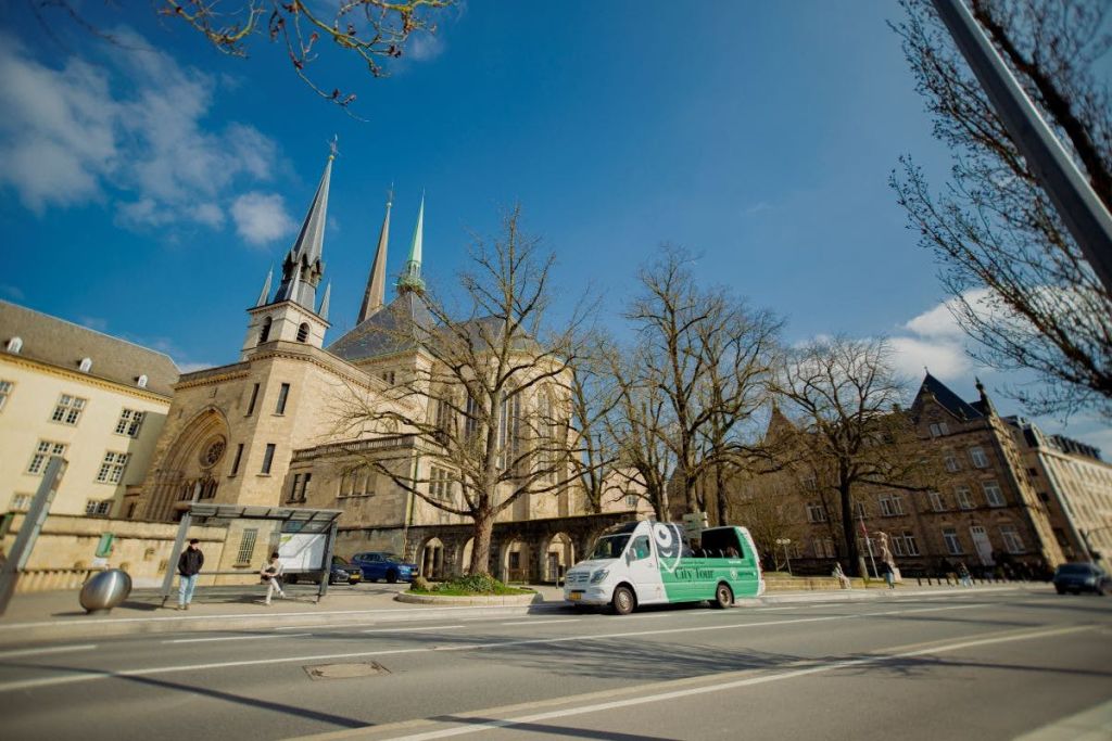 노트르담 대성당 인근 도시 투어