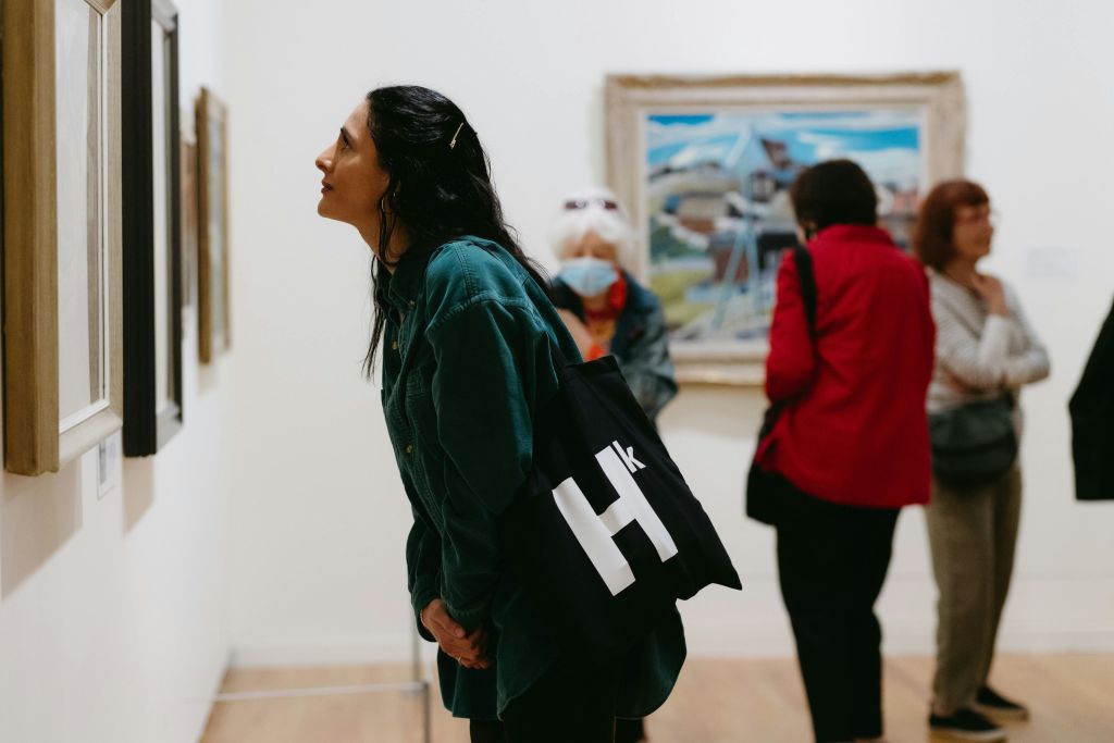 밴쿠버 미술관 방문객